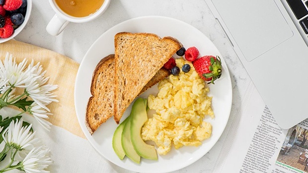 Tại sao bữa ăn sáng là bữa ăn quan trọng nhất trong ngày?