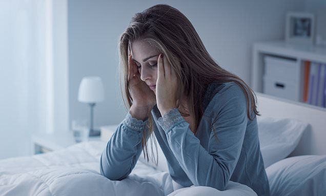 Ngủ hay giật mình nguyên nhân do đâu